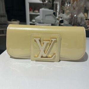 Louis Vuitton clutch